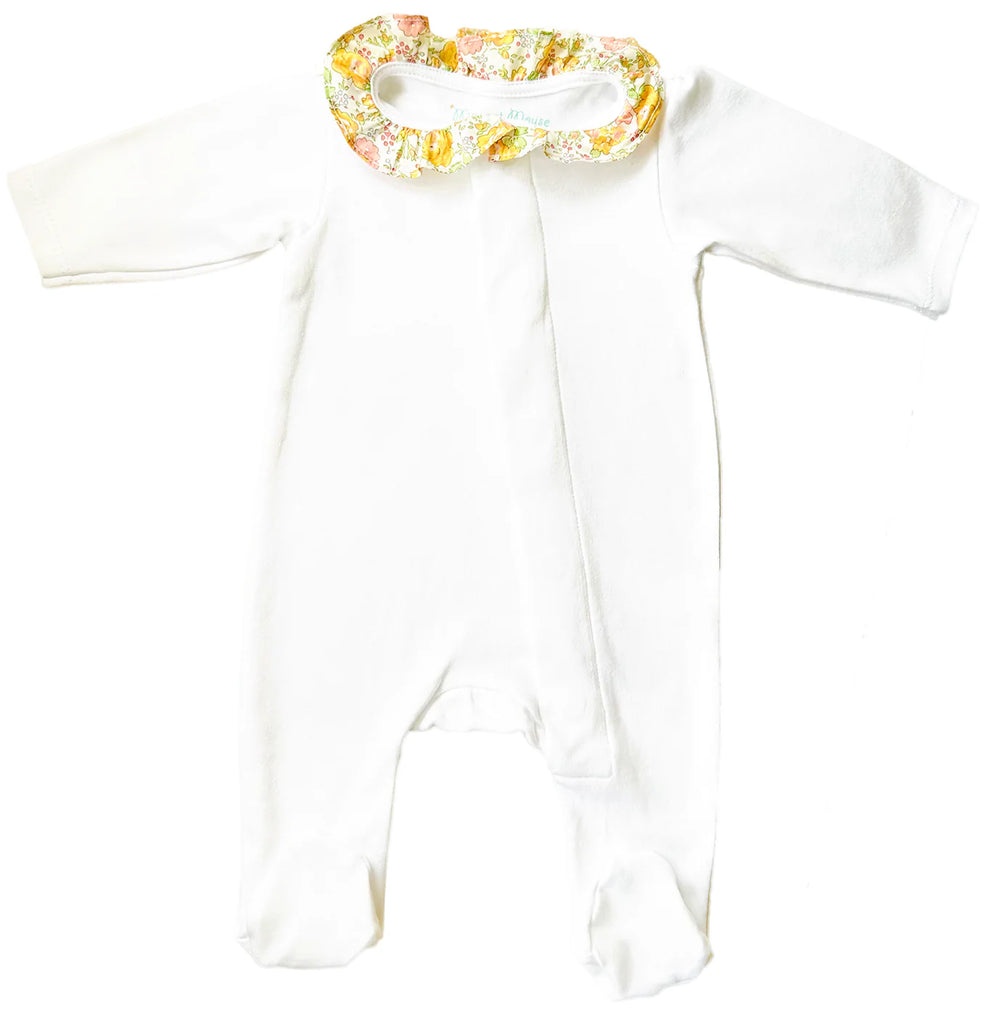 Magnet Mouse - White sleepsuit Felicite Yellow Ruffle Collar