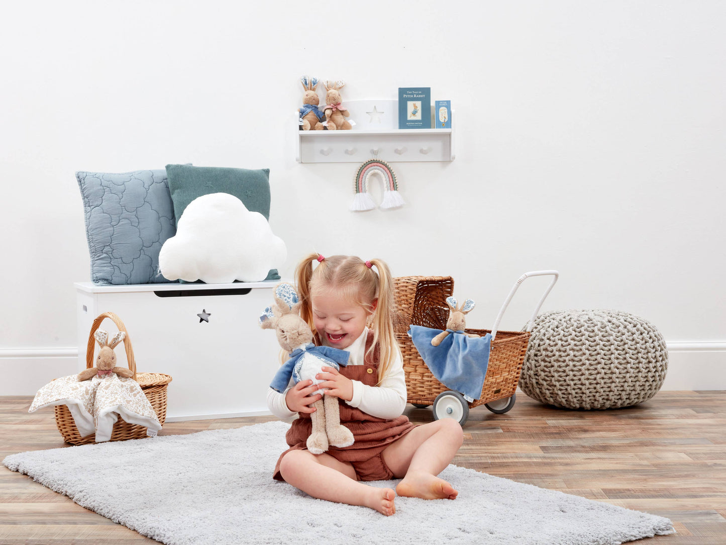 
                  
                    Peter Rabbit  - Signature Friends Peter Rabbit
                  
                