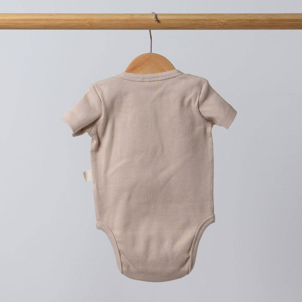 
                  
                    Short Sleeve Bodysuit: Oat
                  
                